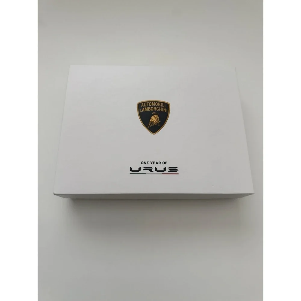 OEM Lamborghini URUS Owner Plaque 